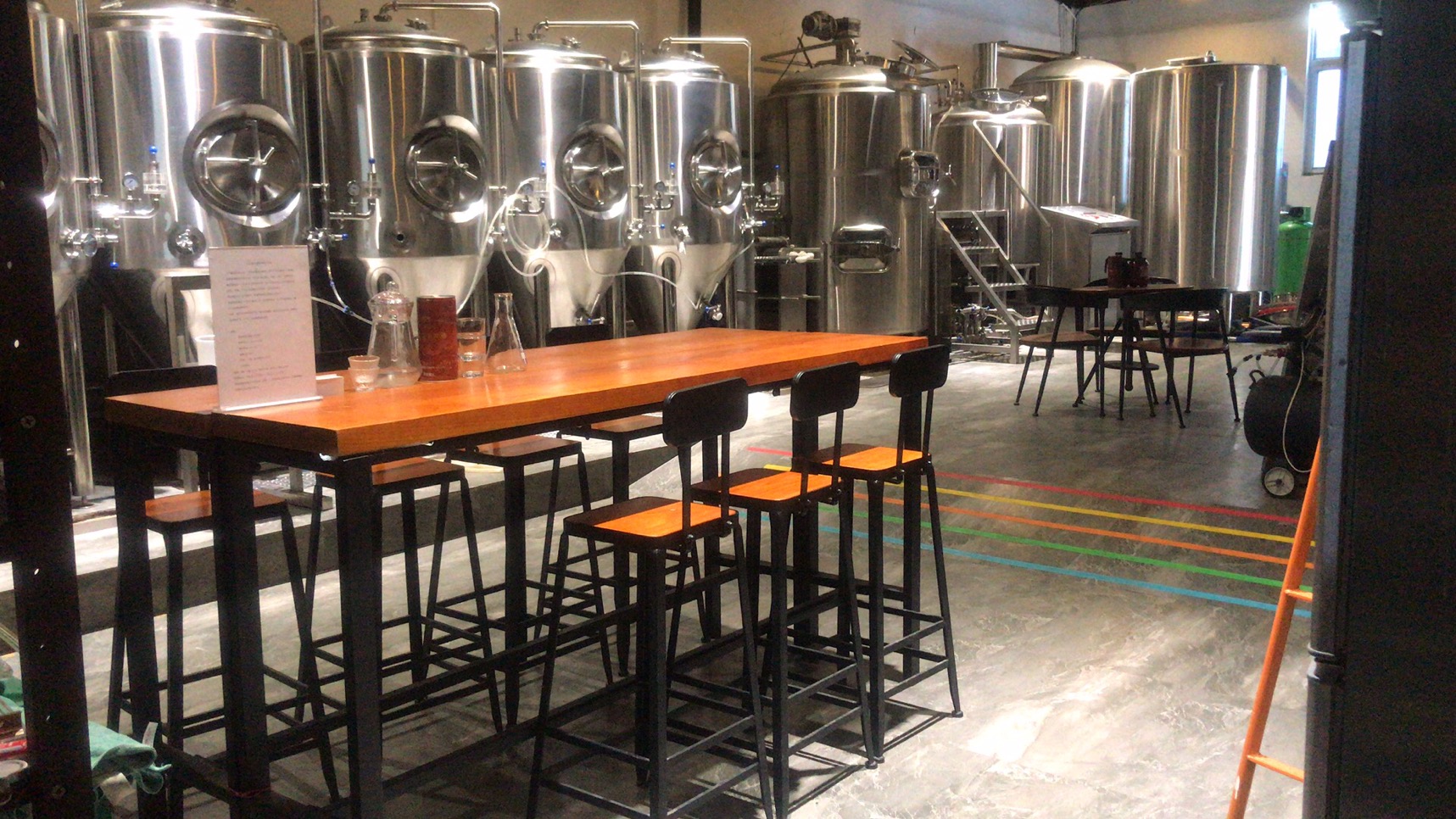 自釀啤酒設(shè)備廠家 自釀啤酒設(shè)備廠家